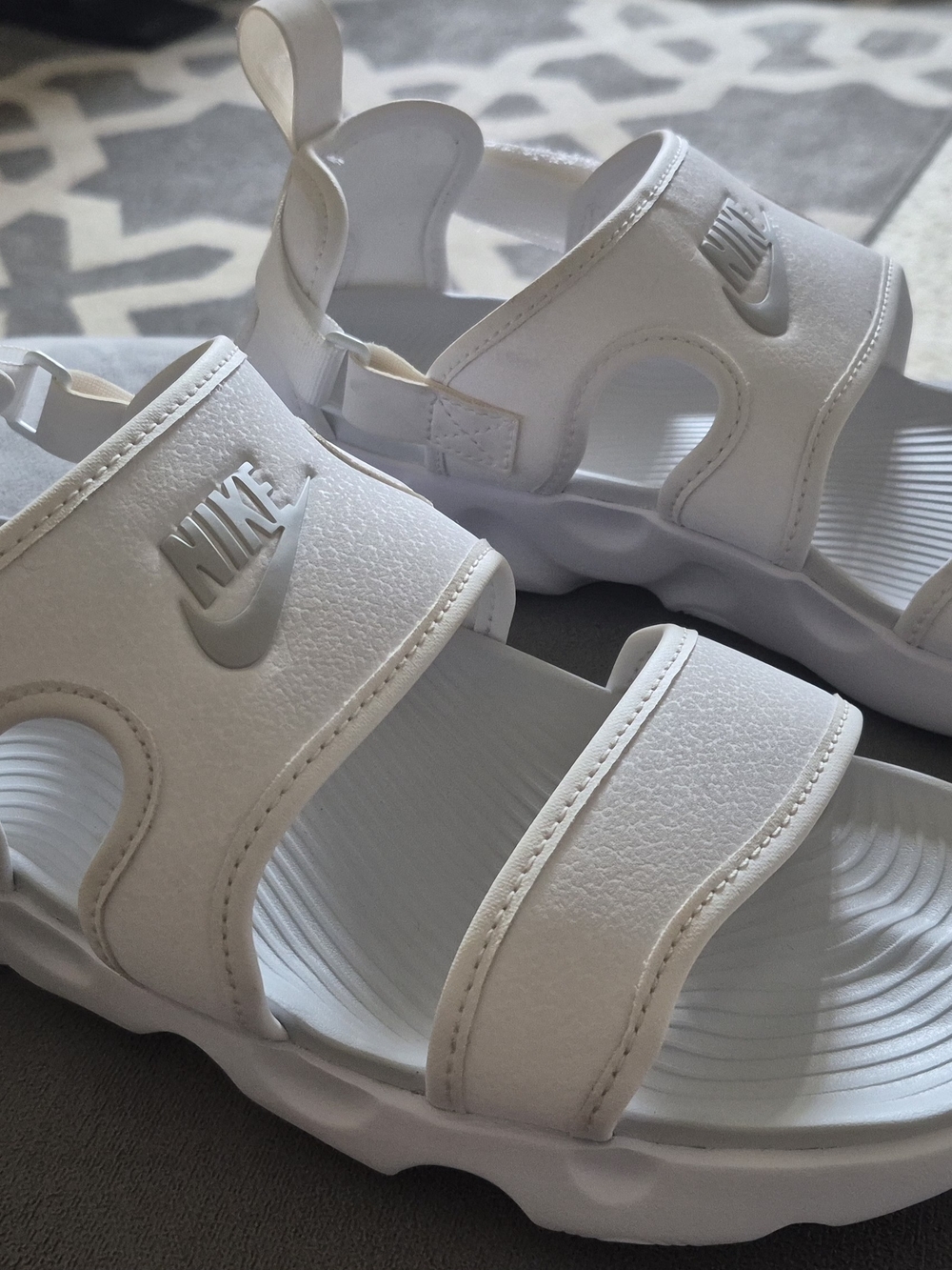 Nike Women White Adjustable Sandals